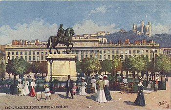 La place Bellecour dans les années 1915.