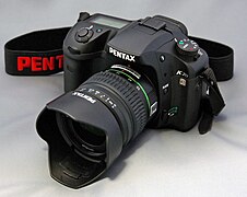 Pentax K20D avec objectif Pentax DA 18-55 mm f/3.5-5.6 AL.