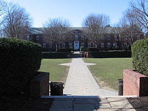 Dawes, split into the Cromwell and Perry Ross houses