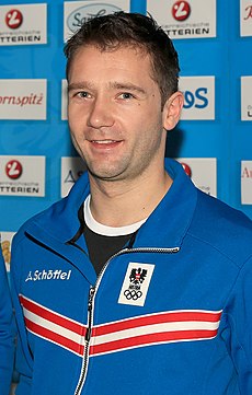 Georg Fischler bei der Einkleidung des österreichischen Teams für die Olympischen Winterspiele 2014