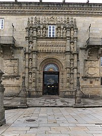 Fachada del hospital de los Reyes Católicos (Santiago), de Enrique Egas (1501-1511).