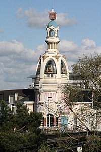 Toren van de vroegere koekjesfabriek LU
