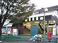 駅前広場整備前の北口（現・東口）（2004年11月14日）