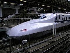 N700 series Shinkansen N2 train set at Tokyo Station 20080105.jpg