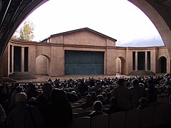 مرحلة Passionspielhaus (2000)