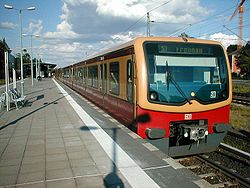 Modern S-Bahn szerelvény Berlinben