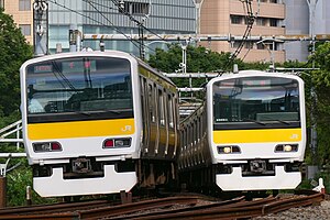 主力車両のE231系500番台 （2022年9月 御茶ノ水 - 水道橋間）