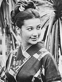 前田 美波里