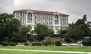 Universidad del Bósforo