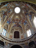 Kuppel der Kirche San Pietro