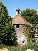 Le colombier de Garlande de l'ancienne ferme de Miville, 1 rue de Chauvart.