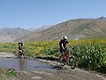 دوچرخه‌سواری در دشت لار