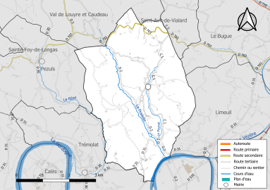 Carte en couleur présentant le réseau hydrographique de la commune