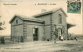 Une gare très représentative de la plupart des réseaux de chemins de fer secondaires, celle de Matigny, sur la ligne Albert - Ham.