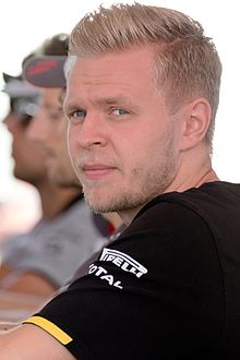 Kevin Magnussen 2016 Malaysia.jpg