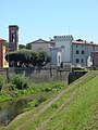 Centro dall'argine del fiume Pescia di Pescia