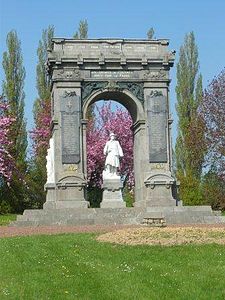 Monument aux morts de Proyart (Somme).