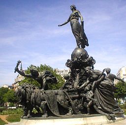 Le Triomphe de la République (1899), Paris, jardin de Marianne, place de la Nation.