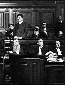 Pavel Gorgulov v roce 1932 jako obžalovaný před pařížským soudem