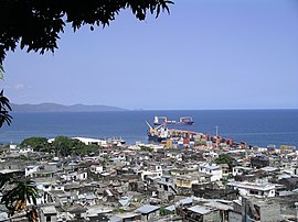 Vista do porto de Mutsamudu