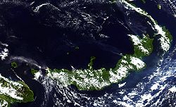 Új-Britannia az űrből fényképezve