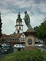 Denkmal des Grafen Franz I. vor dem Schloss