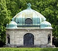 Hubertusbrunnen am heutigen Standort in Nymphenburg