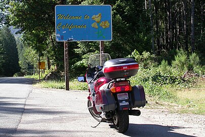 US 199 southbound at the California-Oregon state line