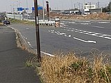 埼玉県道216号への分岐地点（国道17号新大宮バイパス側から撮影）