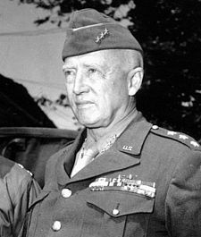 George Patton jako generálporučík