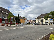 Lutterbach - Rue du Général De Gaulle, au croisement de Rue Aristide Briand.jpg