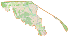 Mapa konturowa powiatu puckiego, na dole nieco na prawo znajduje się punkt z opisem „Rewa”