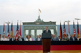 Rede Ronald Reagans vor dem Brandenburger Tor