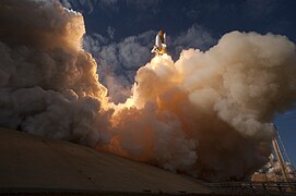 STS-129 - LAUNCH - DPLA - 1c05a941f69f28f11b7cd2023668e5ba.jpg