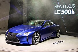 Lexus LC 500h na avtomobilskem salonu v Ženevi leta 2016