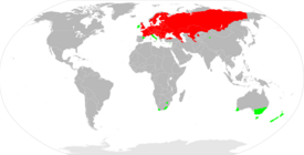 Ahvenen luontainen levinneisyys punaisella sekä vaaleanvihreällä istutettu levinneisyys.