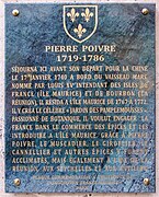 Plaque Pierre Poivre rue du Bac.jpg