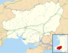 Mapa konturowa Carmarthenshire, u góry znajduje się punkt z opisem „New Inn”