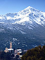 L'église Saint-Nicolas et le San Parteo.