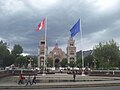 Place principale de la ville.