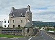 Ballygally Castle von der Coast Road gesehen; August 2008