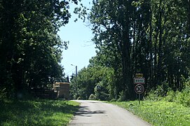 Entrée du village.