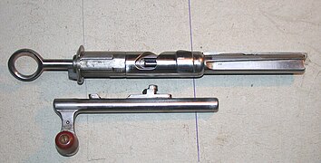 Schweizer Karabiner Mod 11, Geradezugverschluss