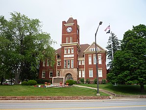 Das Dickinson County Courthouse in Iron Mountain, gelistet im NRHP Nr. 80001852[1]