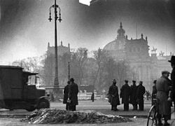 Incendie du Reichstag le 28 février 1933.