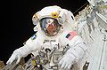 Майкъл Фосъм по време на третата си космическа разходка.