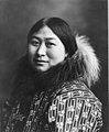 Nowadlook (Nora) Otenna, mujer inuit (Alaska, EUA, 1907)