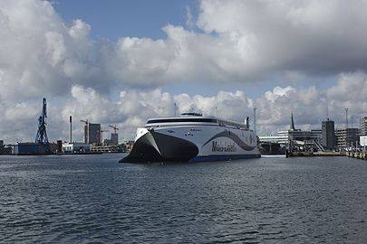 KatExpress 2 verlaat de haven van Aarhus