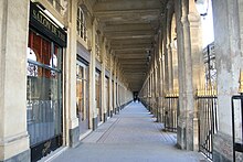 Palais-Royal 002.JPG