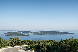 De eilanden Ilovik (rechts) en Sveti Petar, gezien vanaf Lošinj